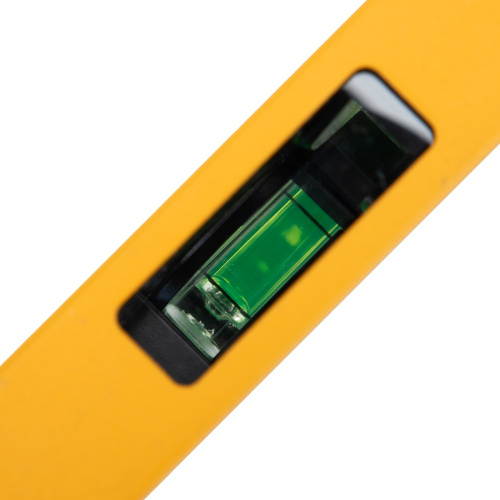 Уровень алюминиевый, магнит, фрезерованный, 3 глазка (1 зеркал.) 0,5 мм/м, 800 мм Denzel по ценам производителя в Челябинске с доставкой по всей России