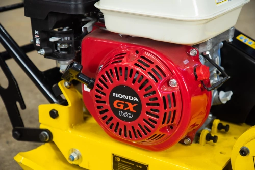 Виброплита 80 кг, 16кН (Honda) без бака колесный комплект TOR C-90L по ценам производителя в Челябинске с доставкой по всей России