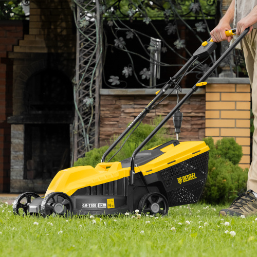 Газонокосилка электрическая GM-1100, 1100 Вт, шир. 32 см, 3 уров., травосб. 30 л Denzel по ценам производителя в Челябинске с доставкой по всей России